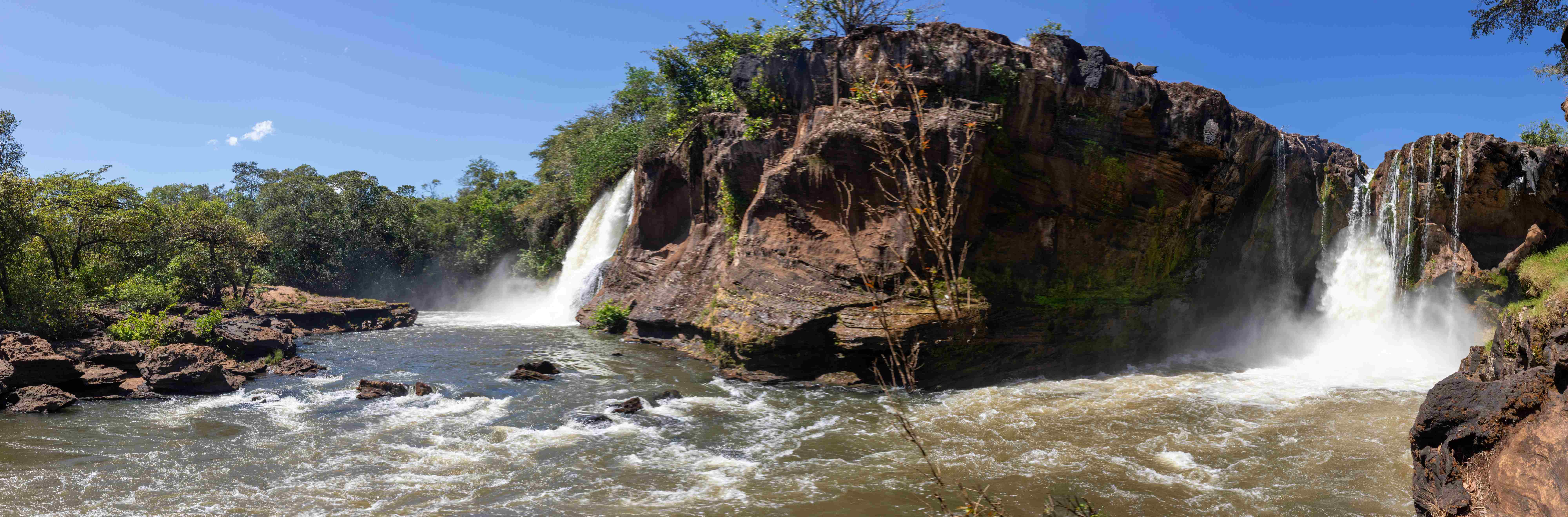 Cachoeiras panorâmicas do Jalapão